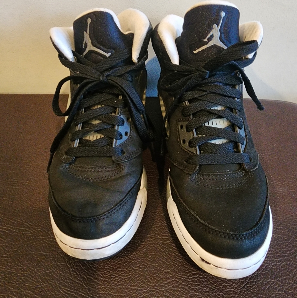Nike Air Jordan 5 Retro Sz 4Y Women’s 5.5